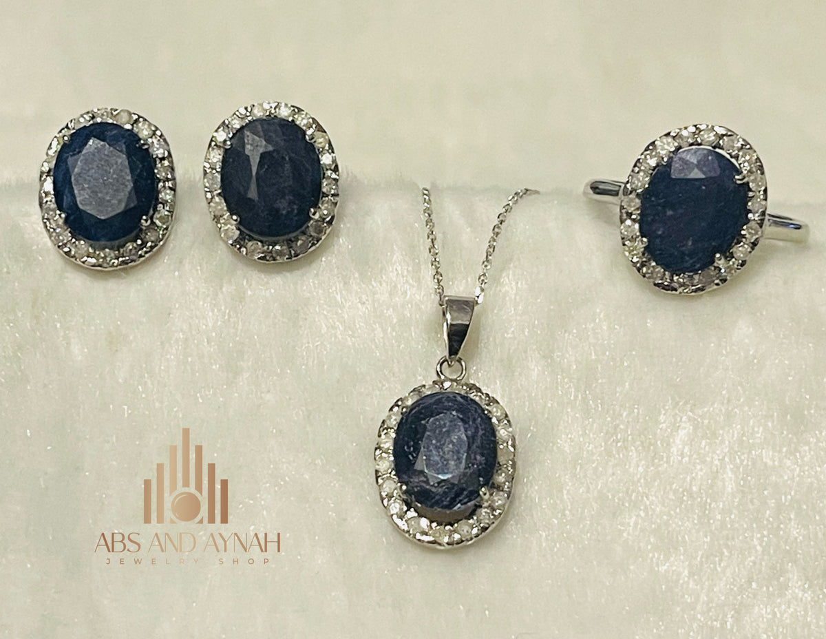 Natural Blue Sapphire with Diamonds