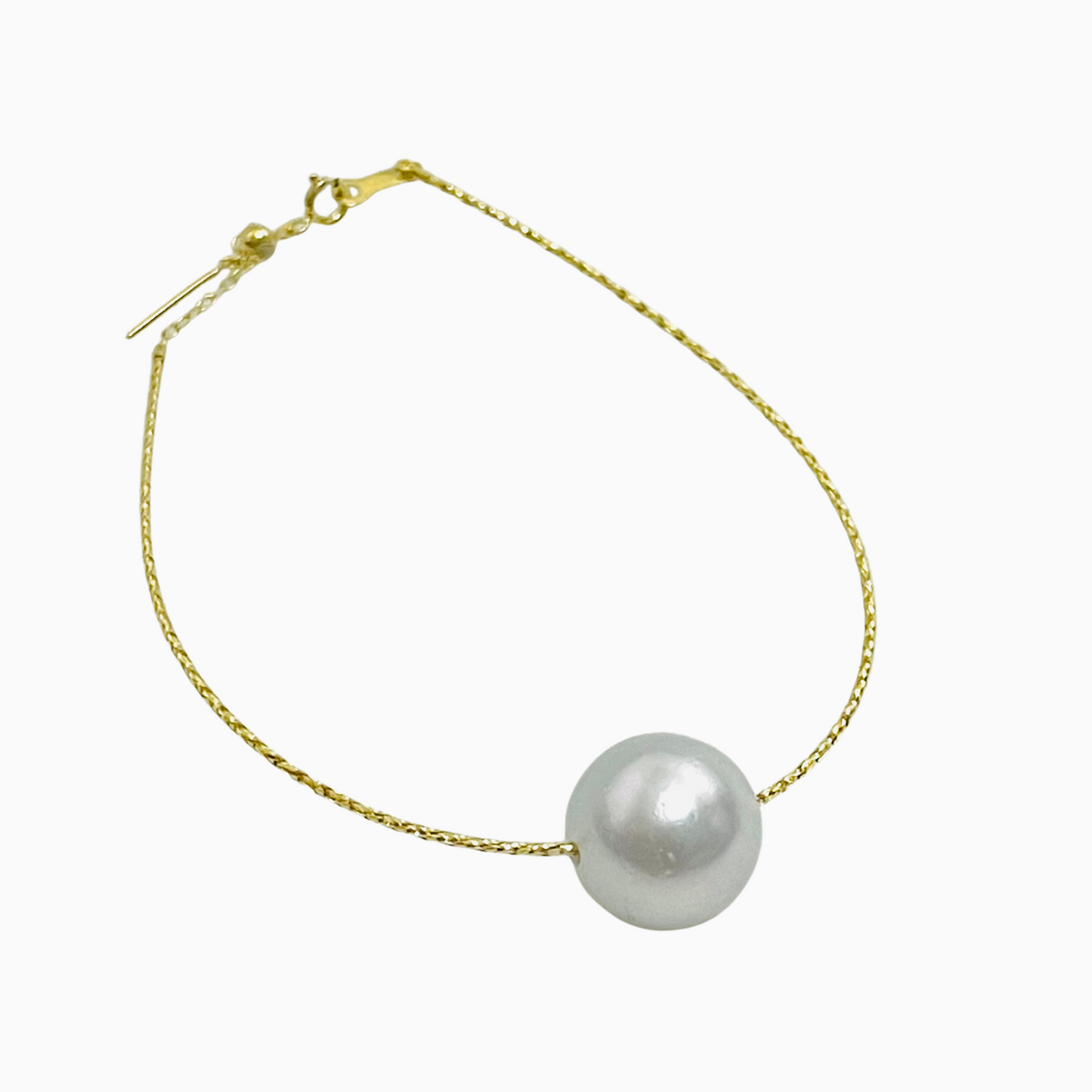 11mm White South Sea Pearl Bracelet in 18K Gold